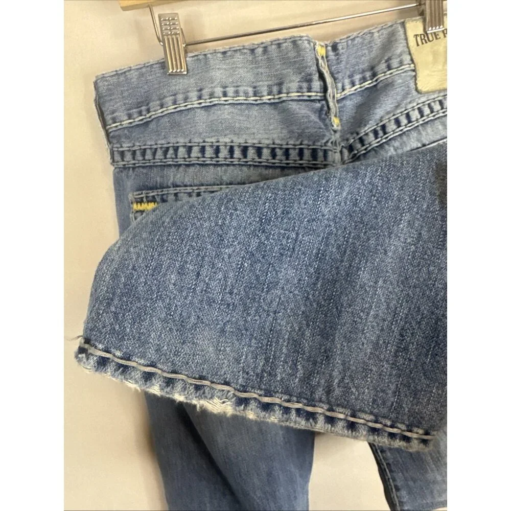 True Religion Ricky Jeans 33x31 Distressed Blue Denim Flap USA‎ Yellow Stitch